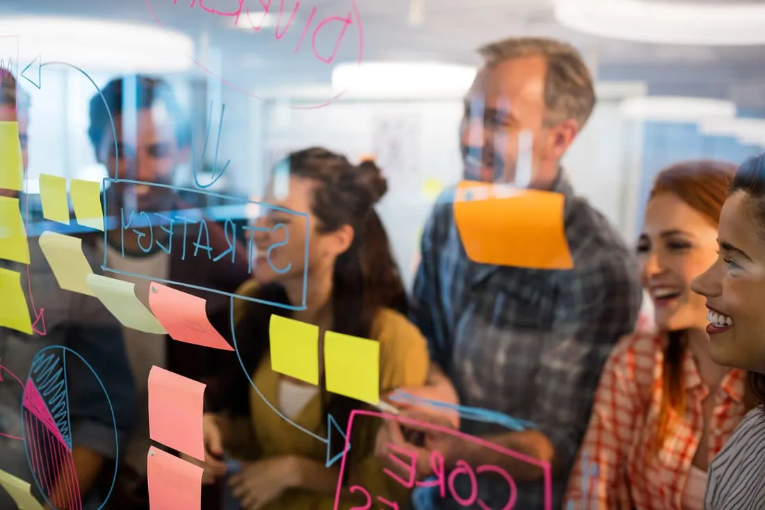 Read more about the article Vantage Studios’ 18 best business-building tools